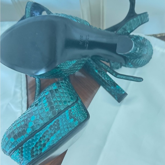 Gucci Women's Teal Snakeskin Heels Platform, original dust bags - Picture 5 of 16
